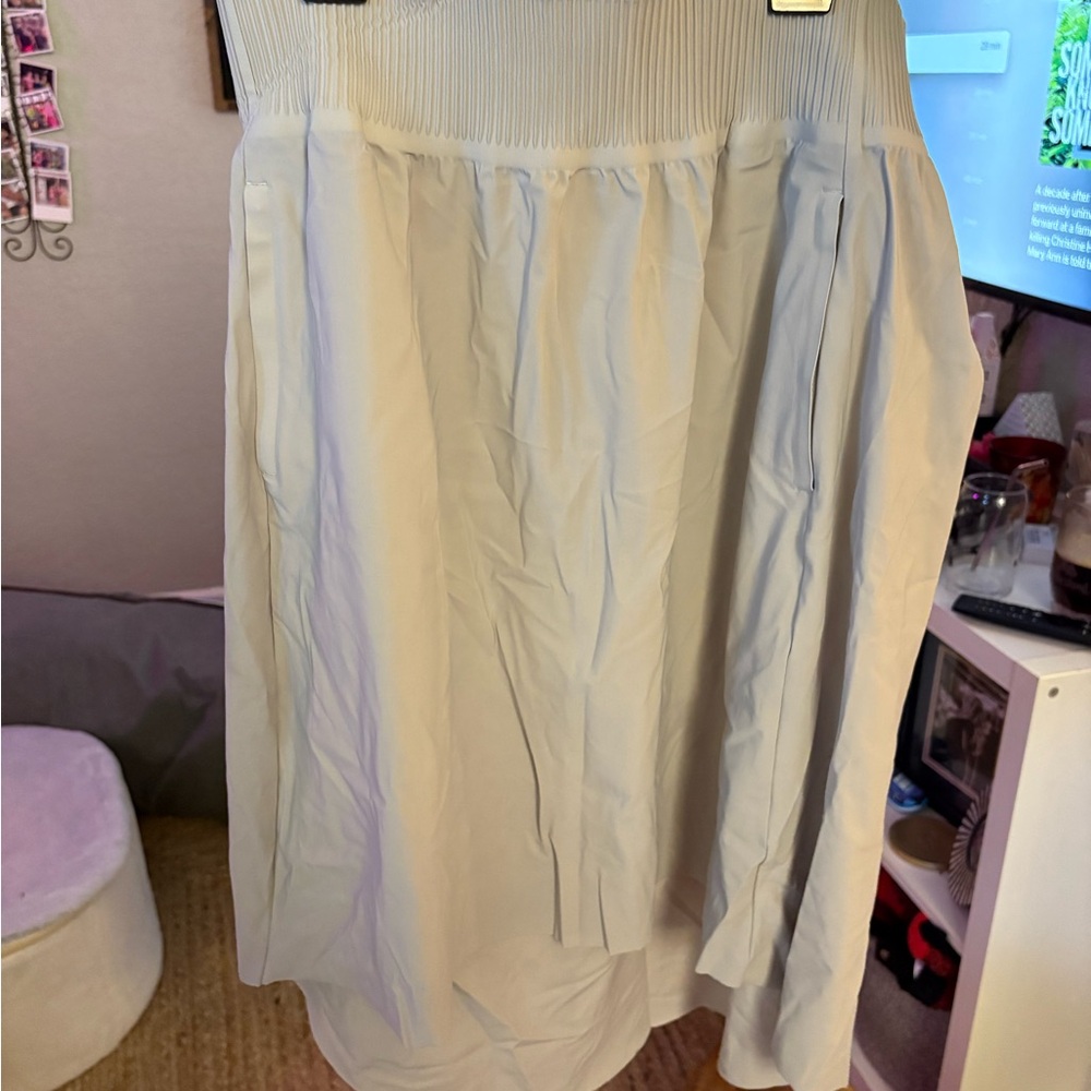 Elegant White Women's Skirt